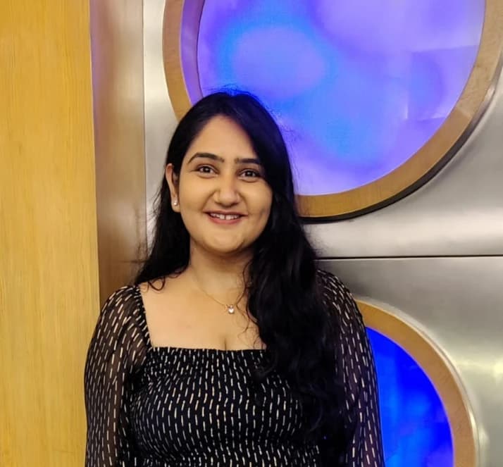 Manisha Vaprani - Personal Stylist in Pune in Pune